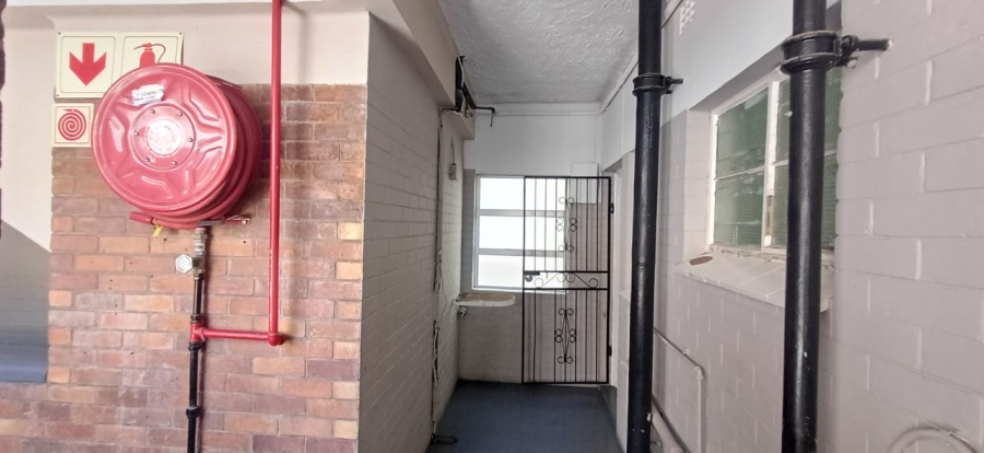 1 Bedroom Property for Sale in Quigney Eastern Cape